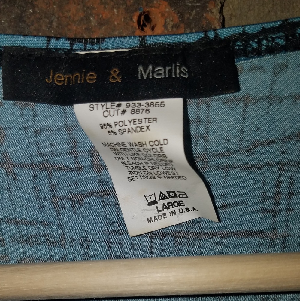 Drape Neck top - Picture 3 of 3